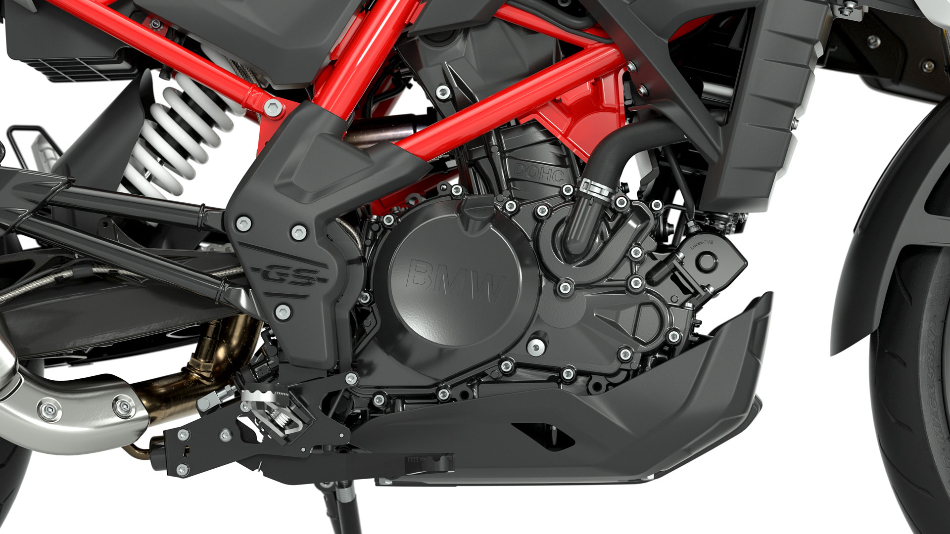 We see the single-cylinder engine of the G 310 GS.