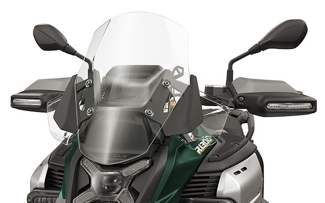Reduced sport windscreen