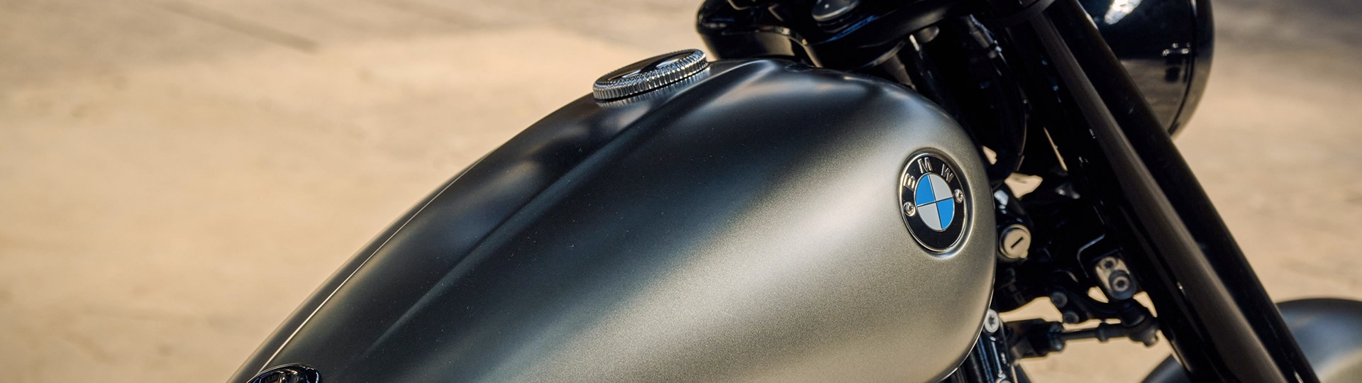 データ＆装備 | R 18 Roctane | BMW Motorrad