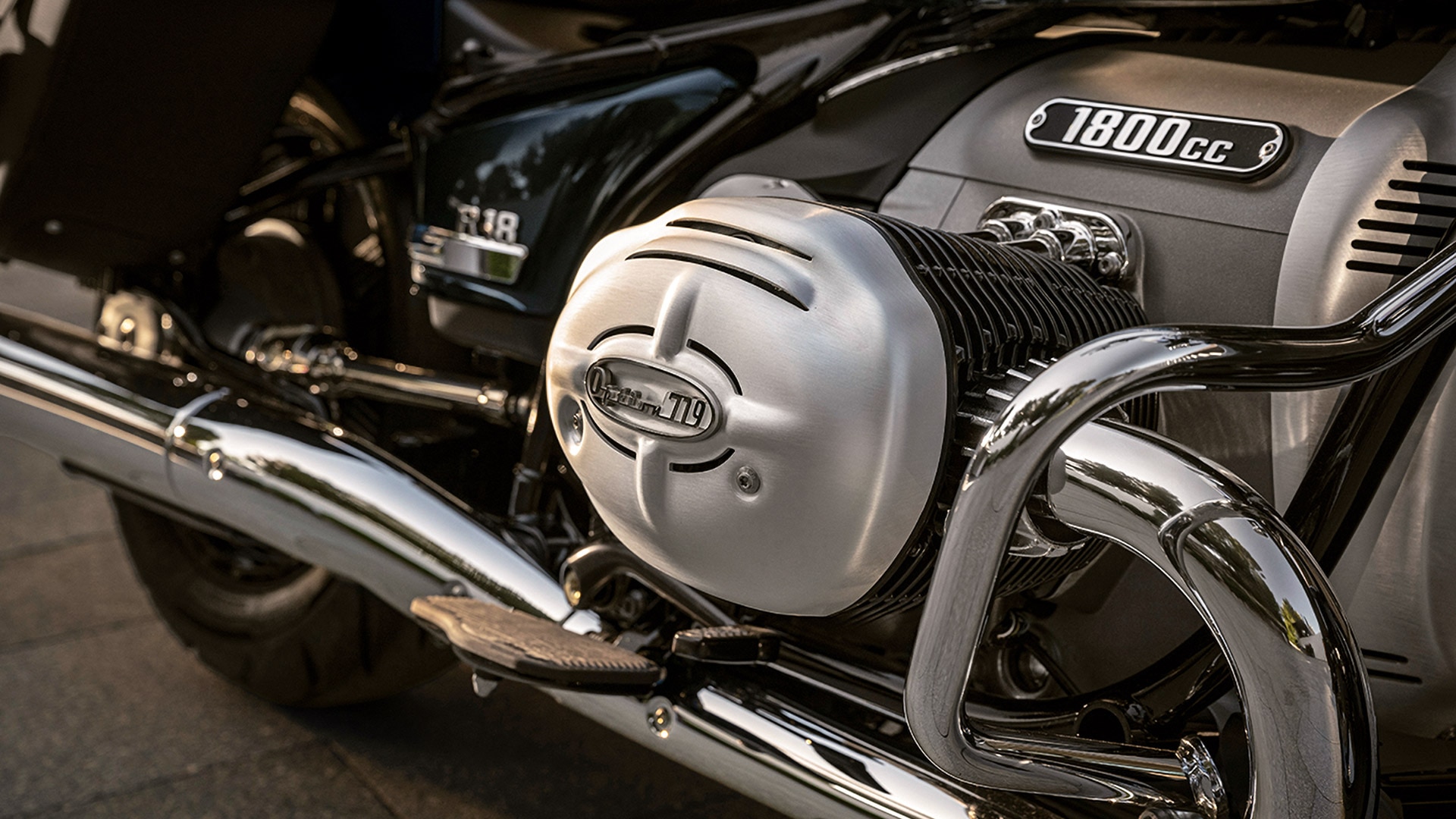 R 18 Classic | BMW Motorrad