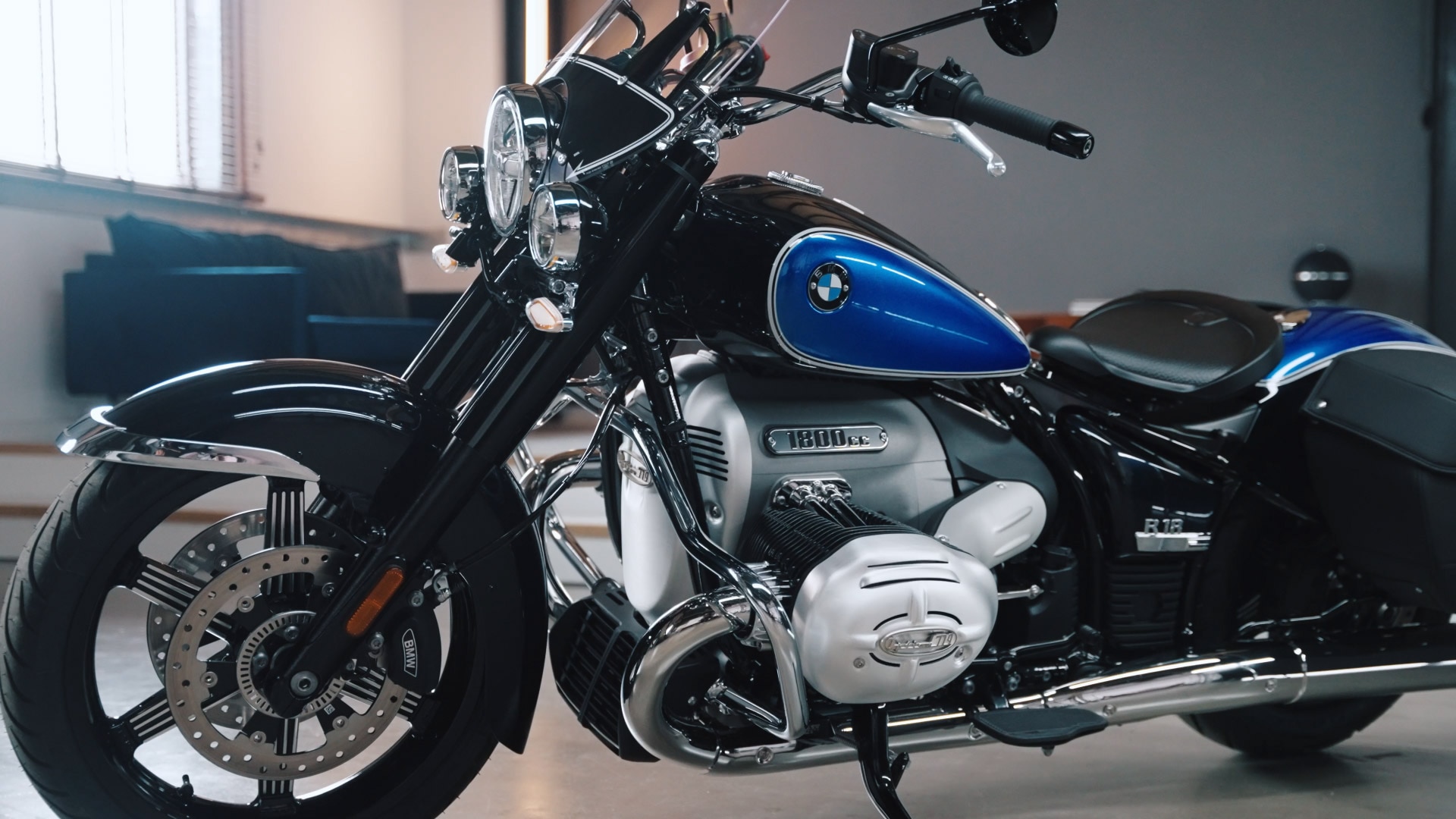 R 18 Classic | BMW Motorrad