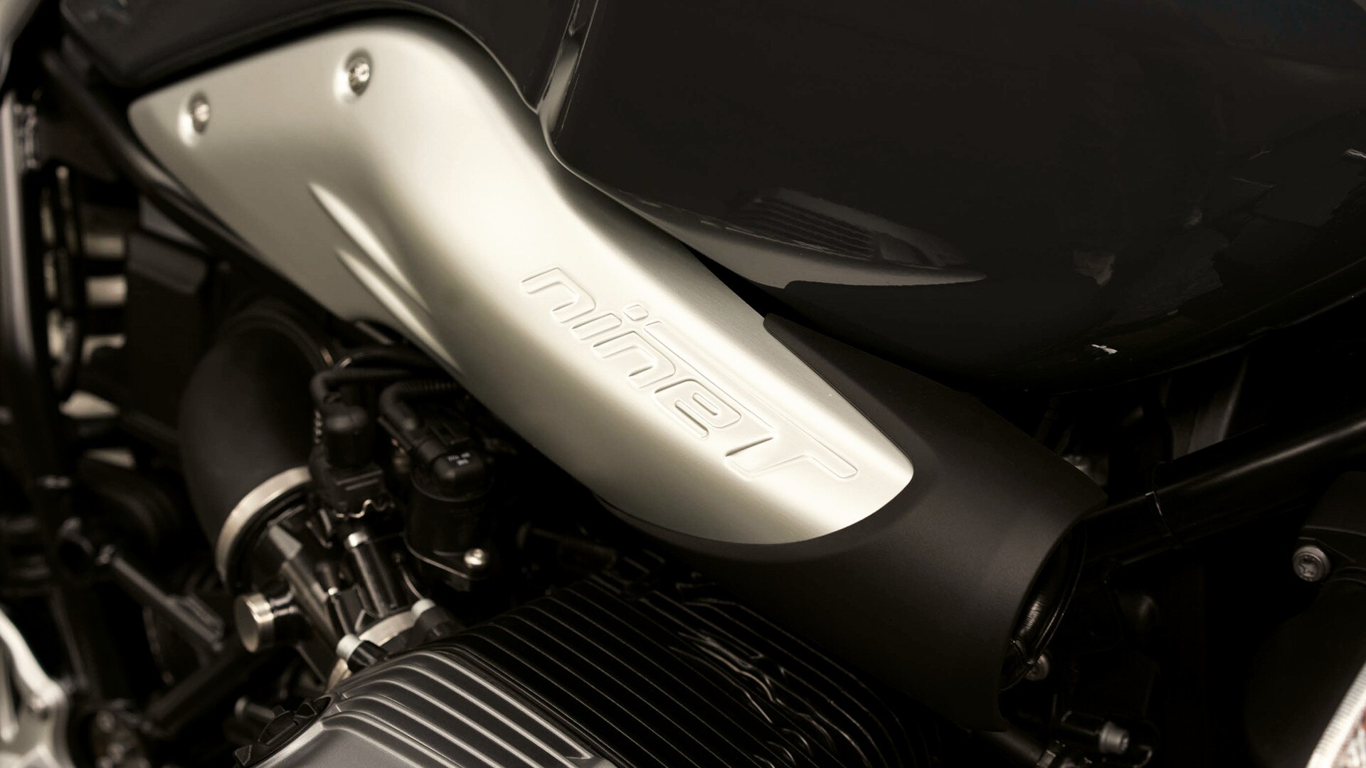 R nineT Pureのレタリング