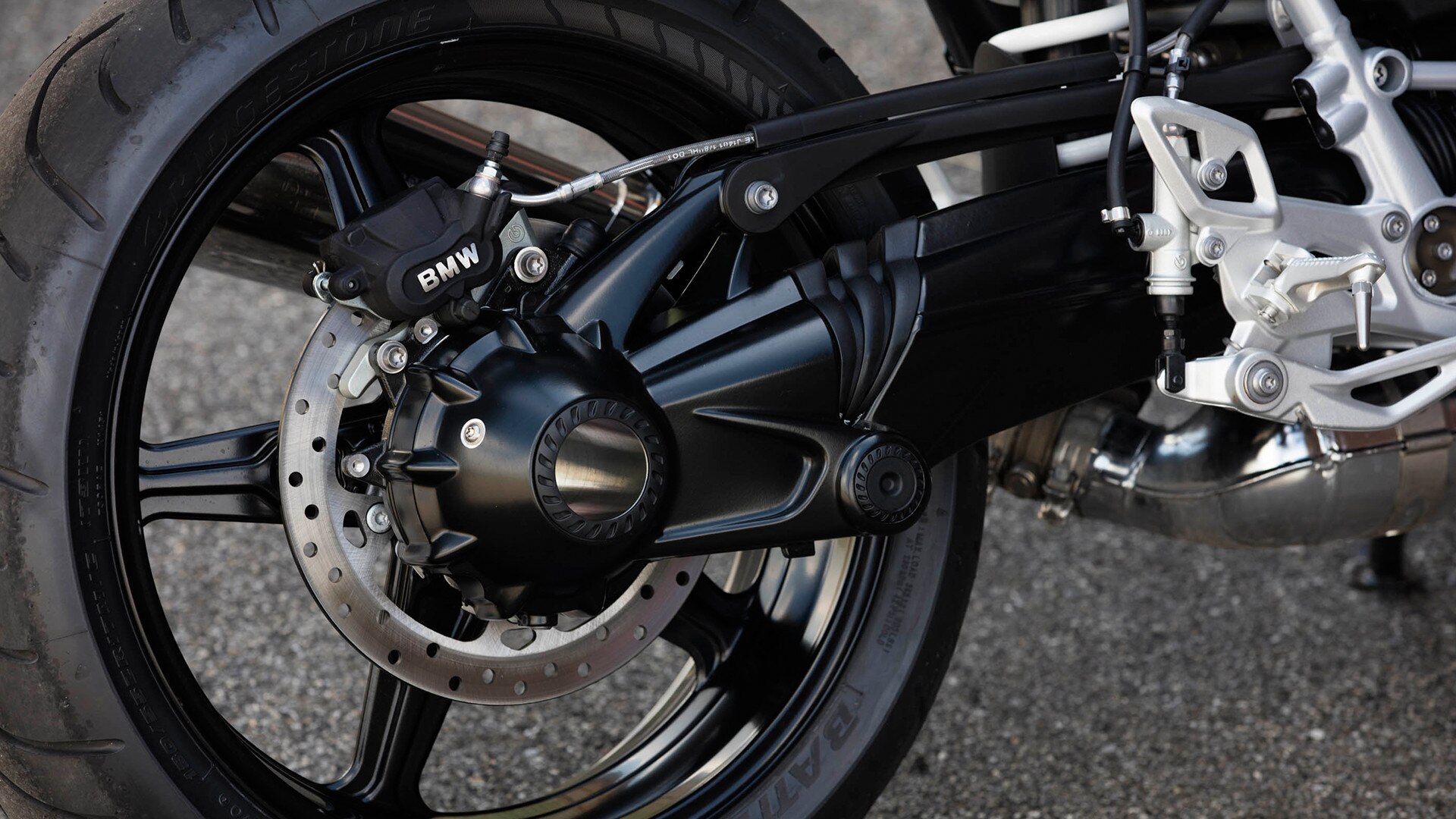 R nineT Racerのスポークキャストホイール