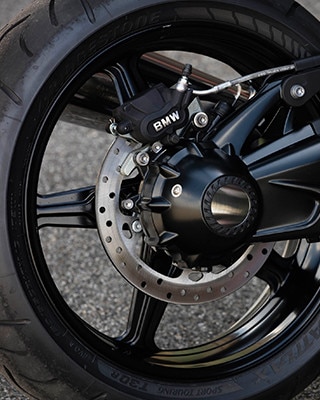 R nineT Racerのスポークキャストホイール