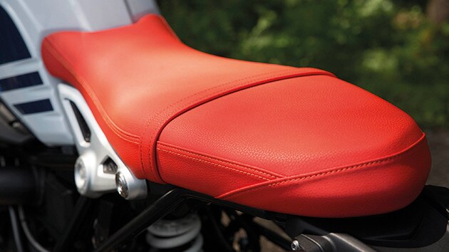 R nineT Urban G/Sのシート