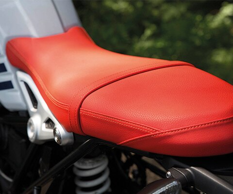 R nineT Urban G/Sのシート