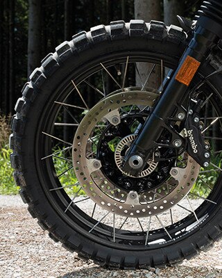 R nineT Urban G/Sの19インチフロントホイール