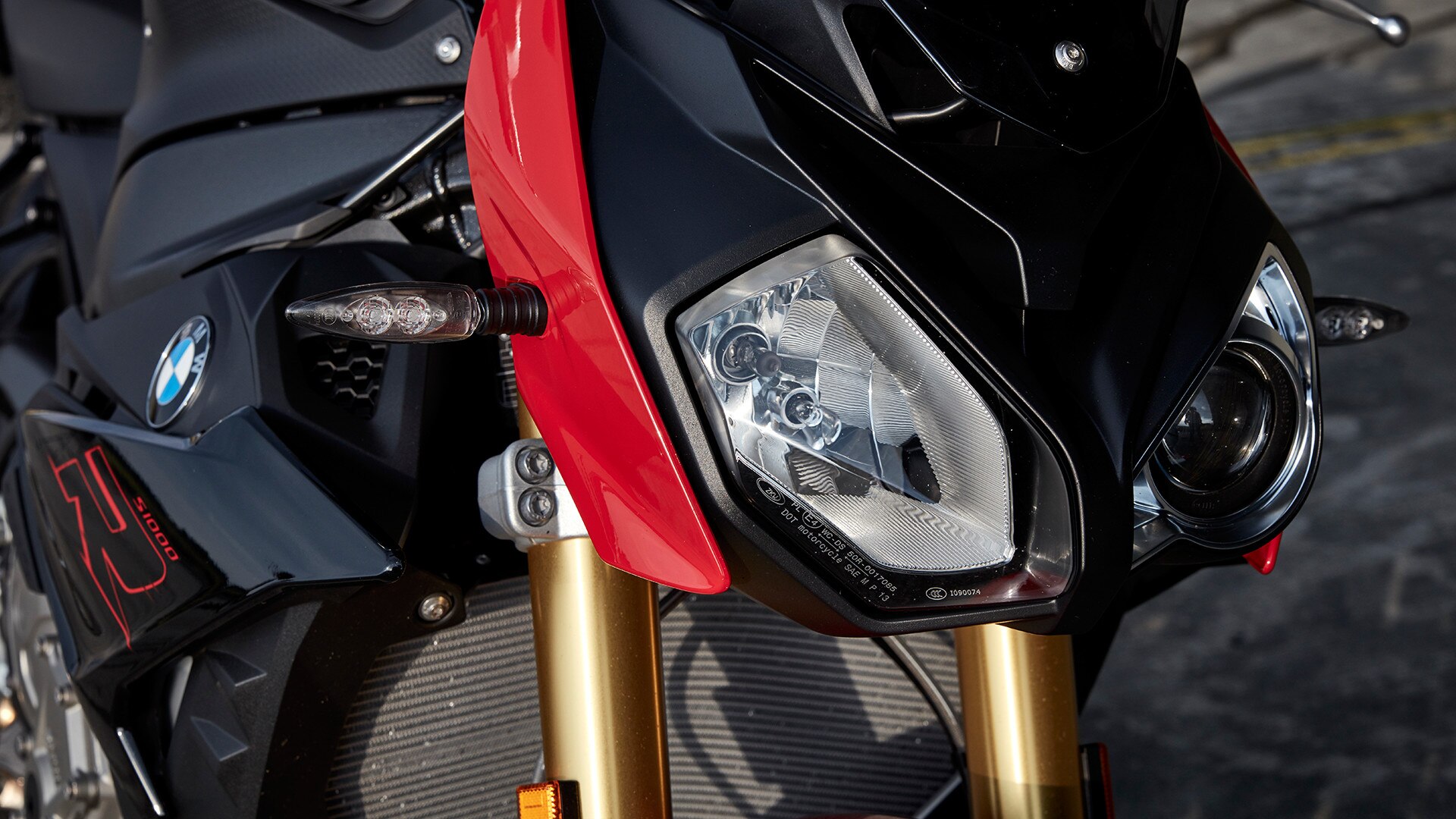 S 1000 Rの特徴的なフロント