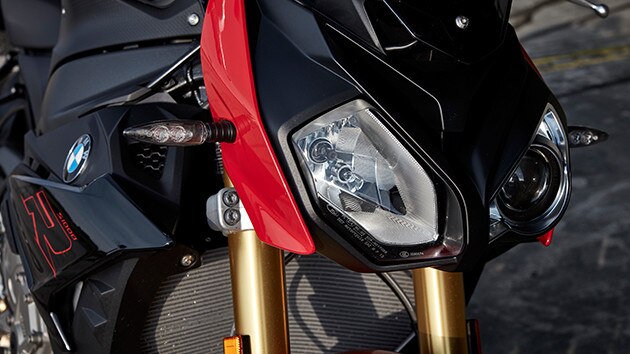 S 1000 Rの特徴的なフロント