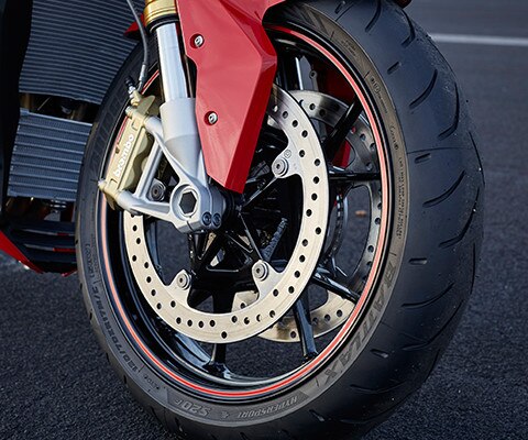 S 1000 Rの高性能ブレーキ