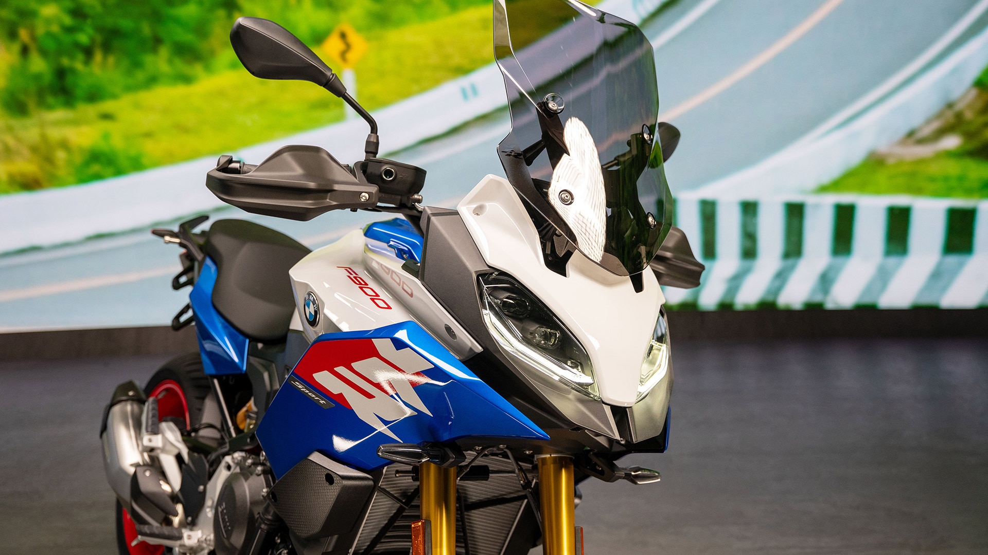 F 900 XR | BMW Motorrad