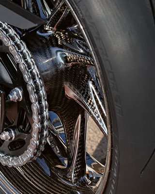 M carbon wheel of the new BMW RR