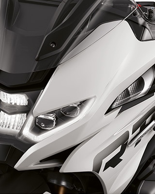 新型LEDヘッドライト