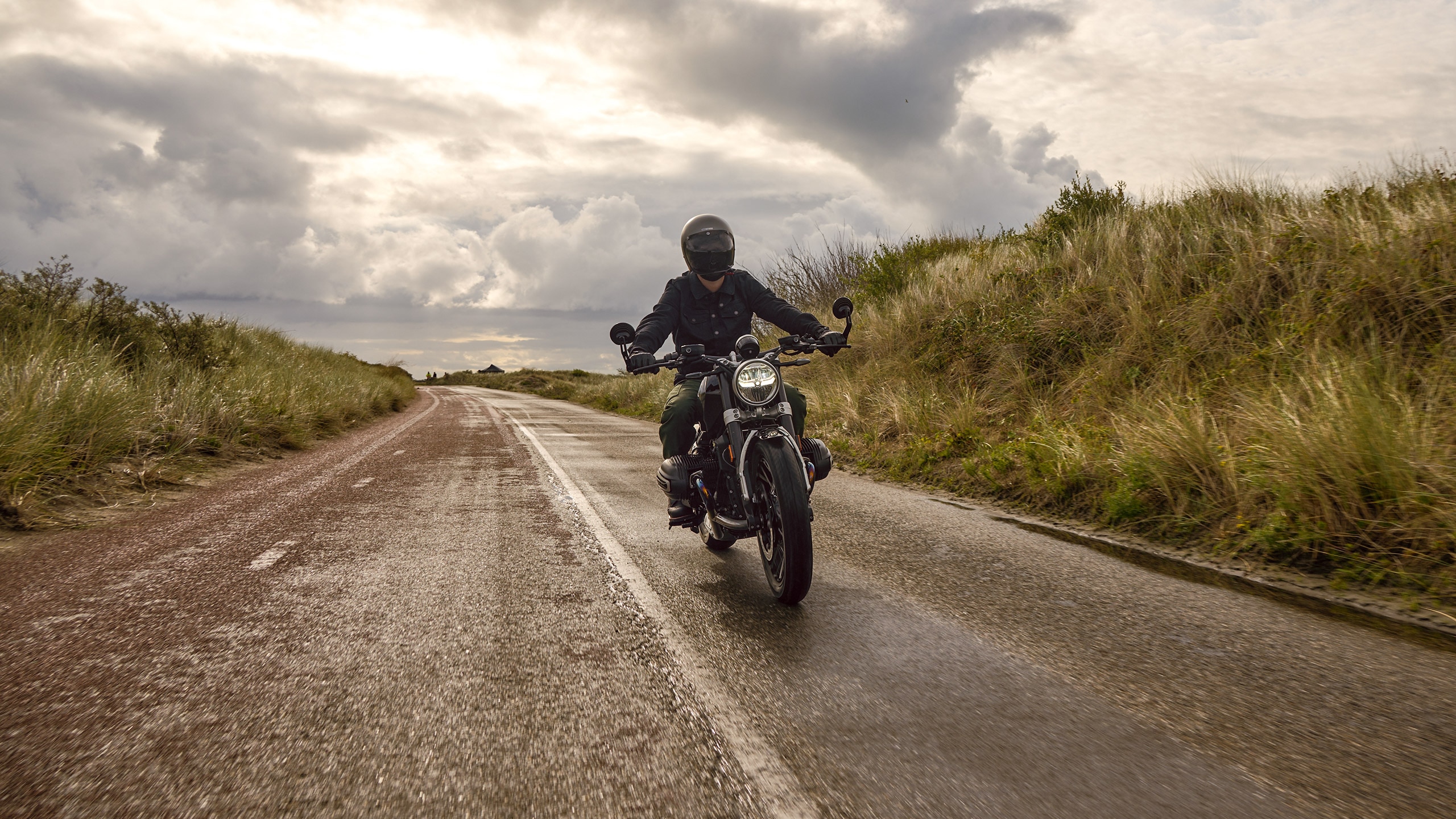 専用ページR12 BMW R12 ワンダーリッヒ カスタム パーツ